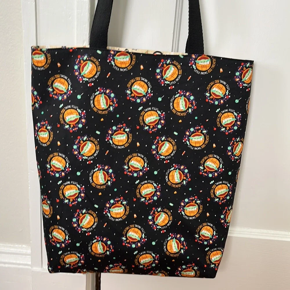 Mandalorian Halloween tote bag